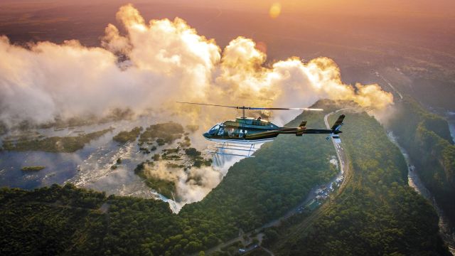 Helikopterrundflug über die Victoriafälle