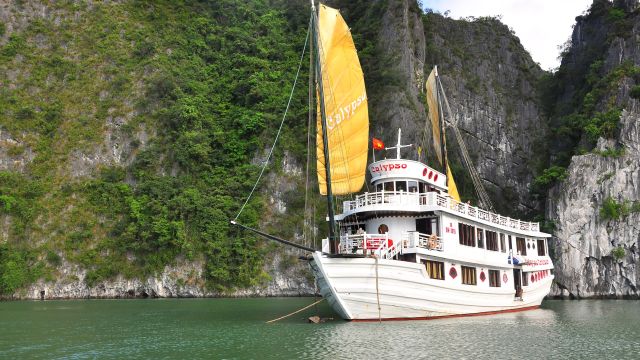 Calypso Cruise in der Halong-Bucht