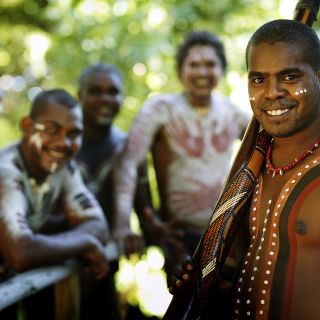 Begegnung mit Ureinwohnern im Tjapukai Aboriginal Cultural Park