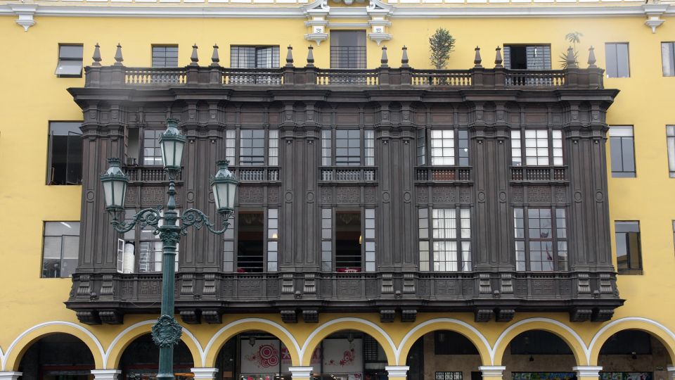 Historischer Balkon in Limas Altstadt