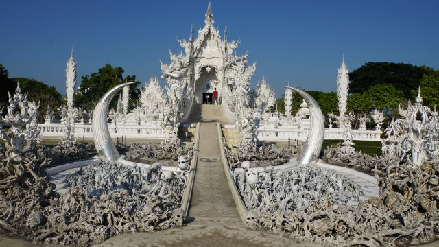 Wat Rong Khun - der bekannte weiße Tempel bei Chiang Rai