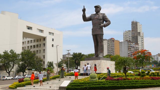 Statue von Samora Machel im Herzen von Maputo