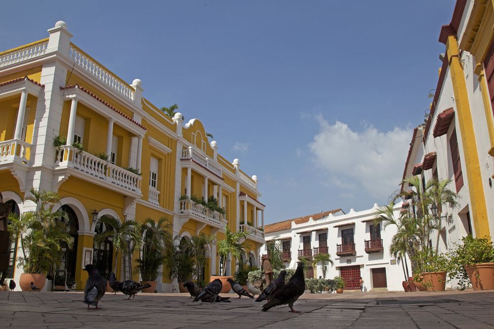 Kolonial anmutende Häuserfassaden in Cartagena an der Karibikküste
