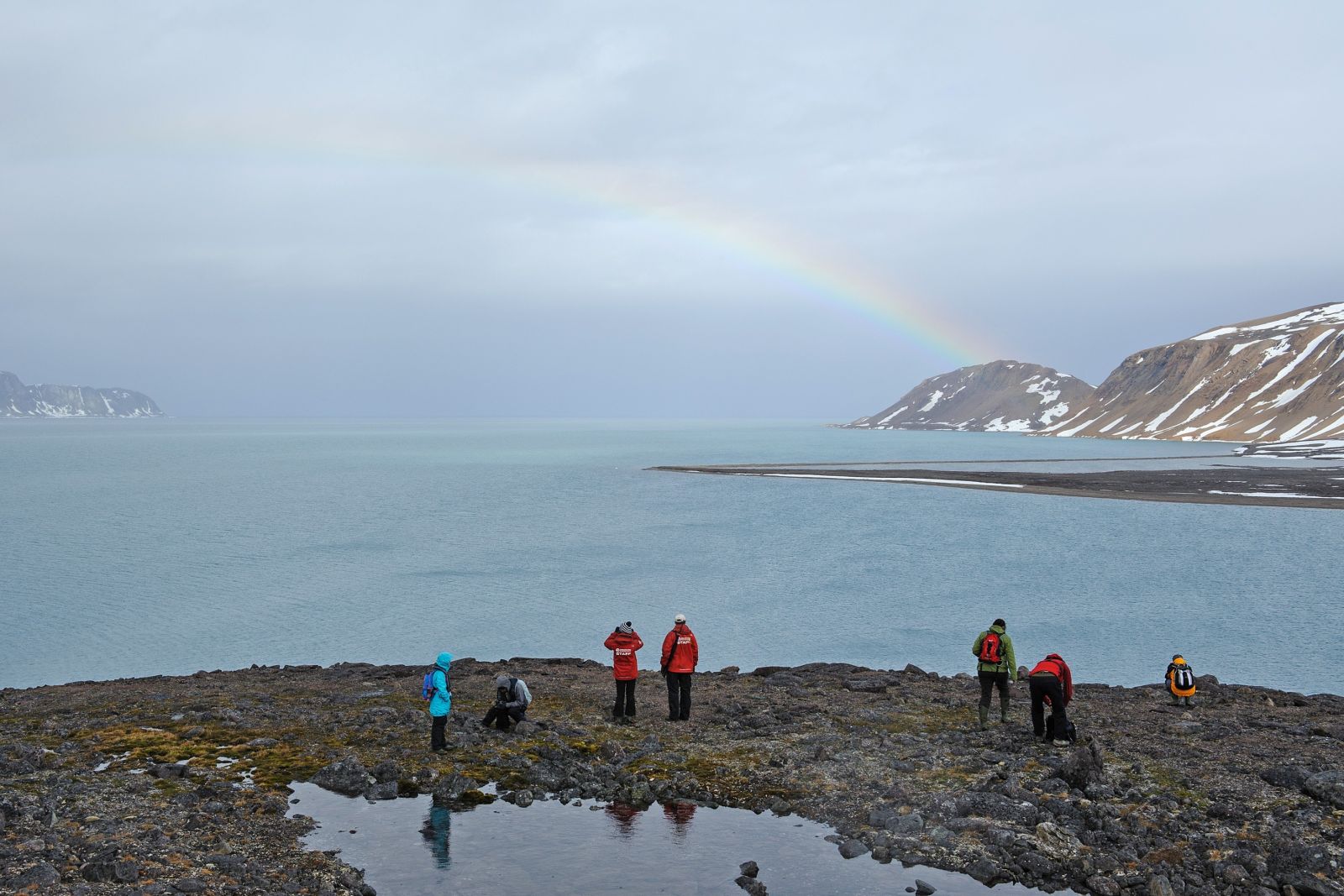 Regenbogen sind selten auf Spitzbergen