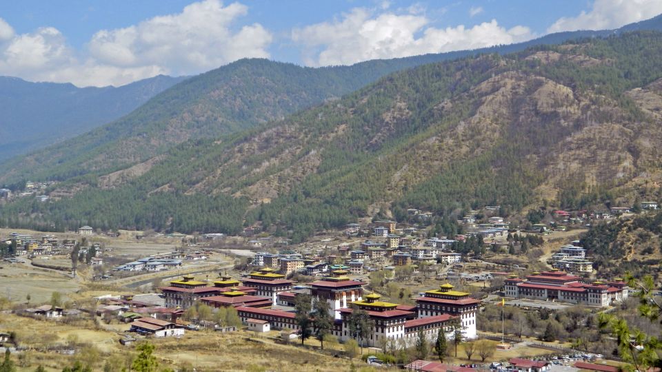 Blick auf den Dzong in Thimphu