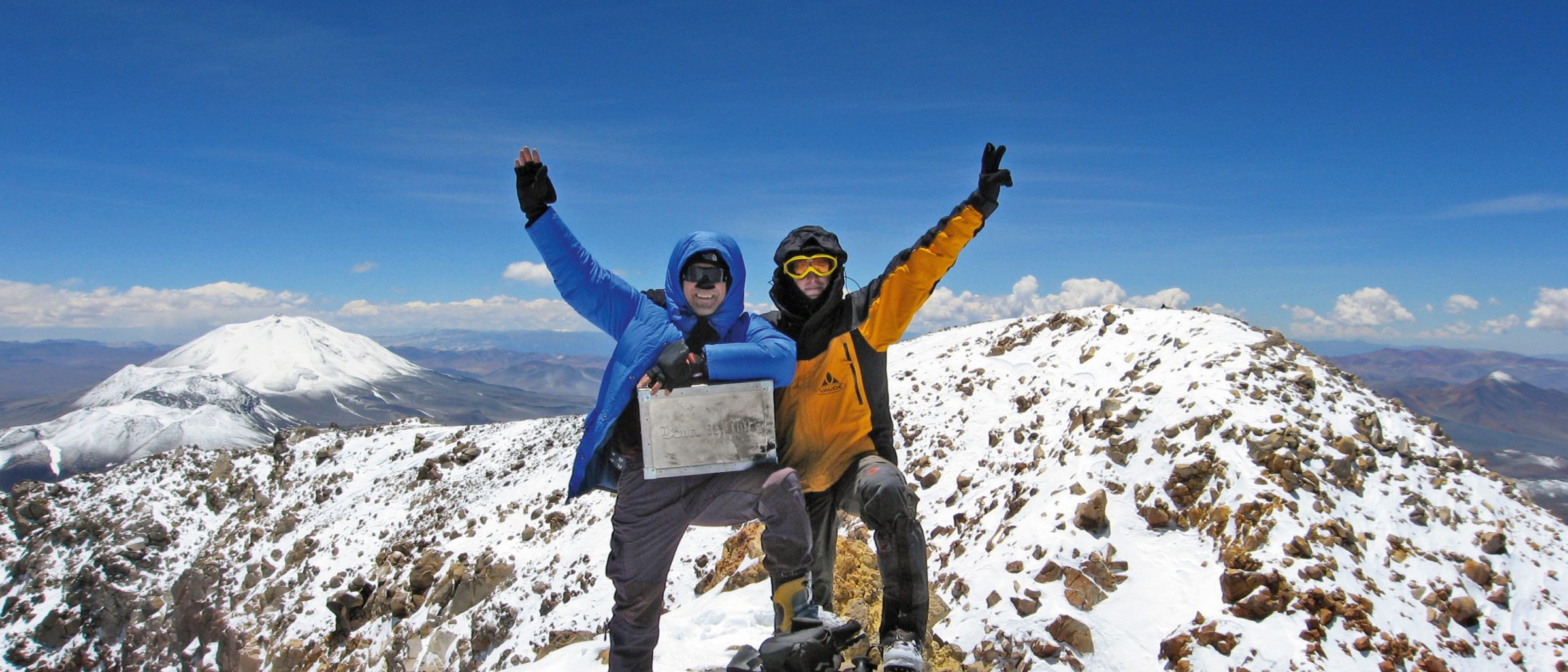Höchste Glücksgefühle auf dem Gipfel des Ojos del Salado, 6893 m.