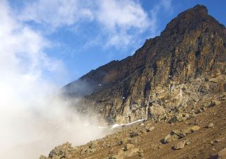 Der macht Eindruck - zackig-schroffer Gipfel des Mawenzi (5148 m)