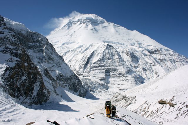 Dhaulagiri (8167 m), Aufstieg zum French Col