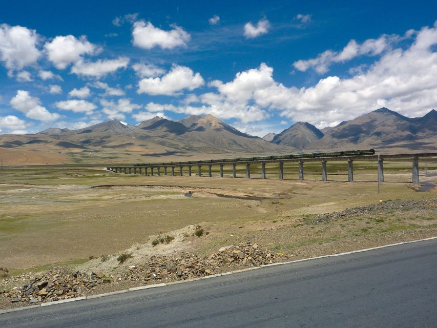 Himmelszug, Brücke bei Lhasa