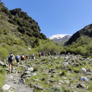 Wandern durch die Sierra Nevada