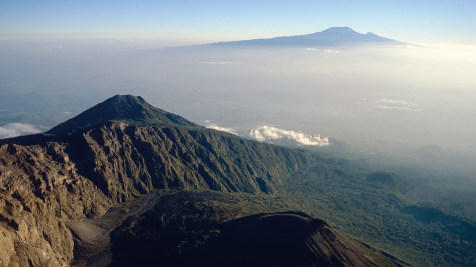 Bick auf den Kilimanjaro vom Mount Meru