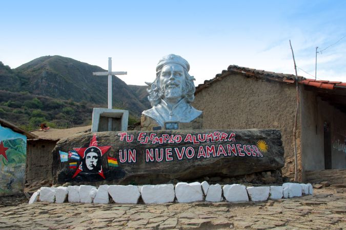 Che-Guevara-Denkmal in La Higuera © Diamir
