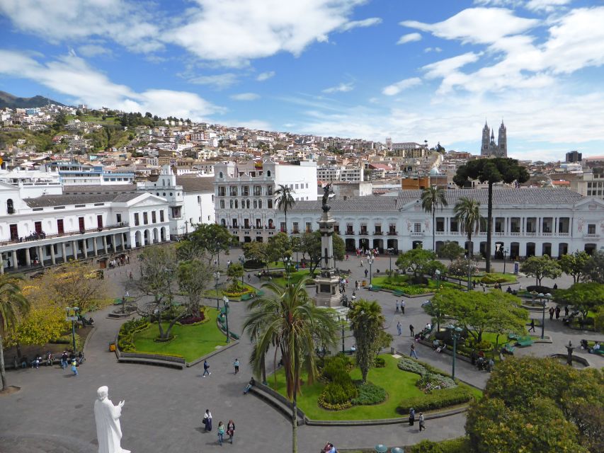 Blick auf den Hauptplatz von Quito