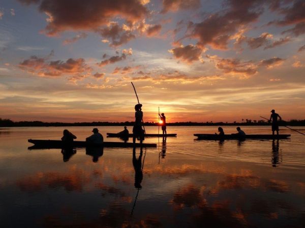 Sundowner-Bootsfahrt im Okavango-Delta © Diamir