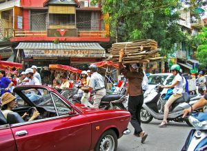 Trubel in den Straßen von Hanoi