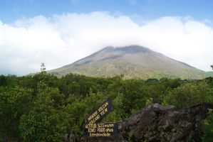 Vulkan Arenal vom NP aus betrachtet