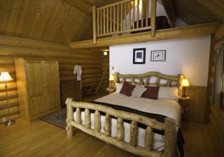 Die Grizzly Cabin der Tweedsmuir-Park-Lodge