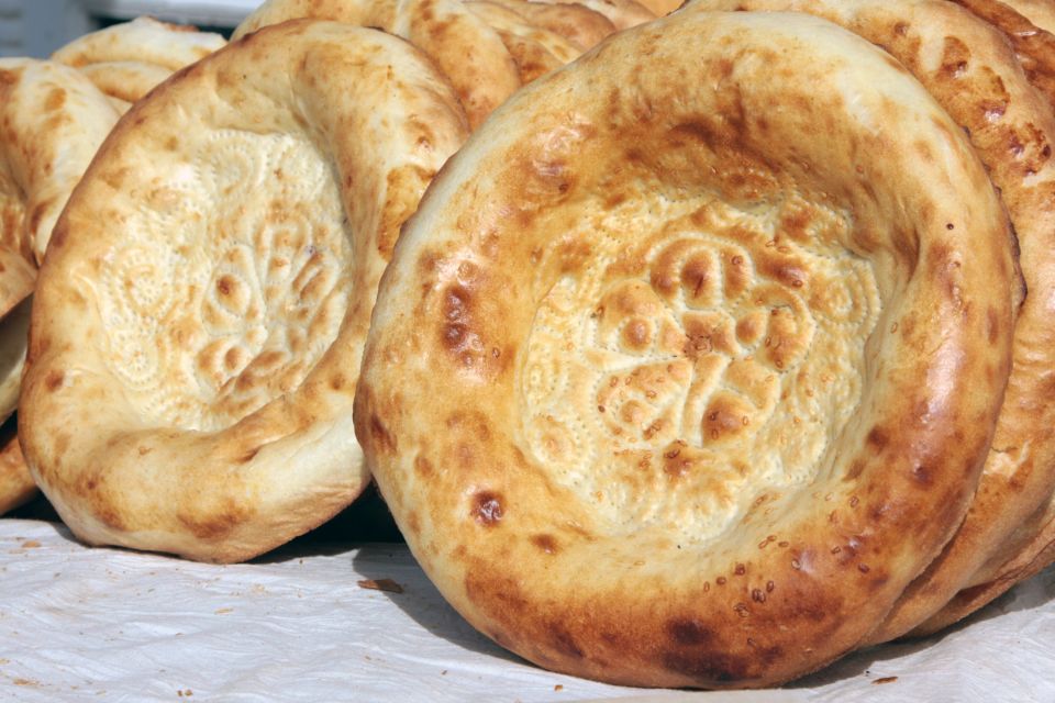 Duftendes Brot - man sagt, es ist das Nahrungsmittel, welches die Usbeken außerhalb des Landes am meisten vermissen