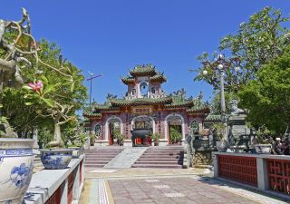 Blick auf die wunderschöne Phuoc- Kien-Pagode in Hoi An