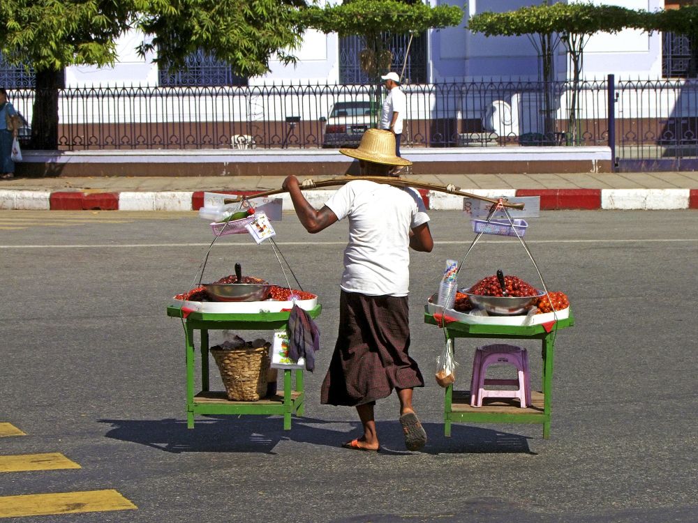 Mobiler Imbissstand in Yangon