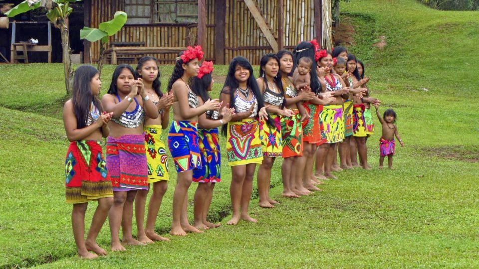 Embera-Frauen