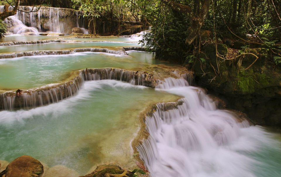 Beeindruckende Kuang-Si-Wasserfälle bei Luang Prabang