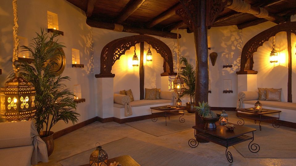 Lounge des Breezes Beach Club &amp; Spa, The Zanzibar Collection