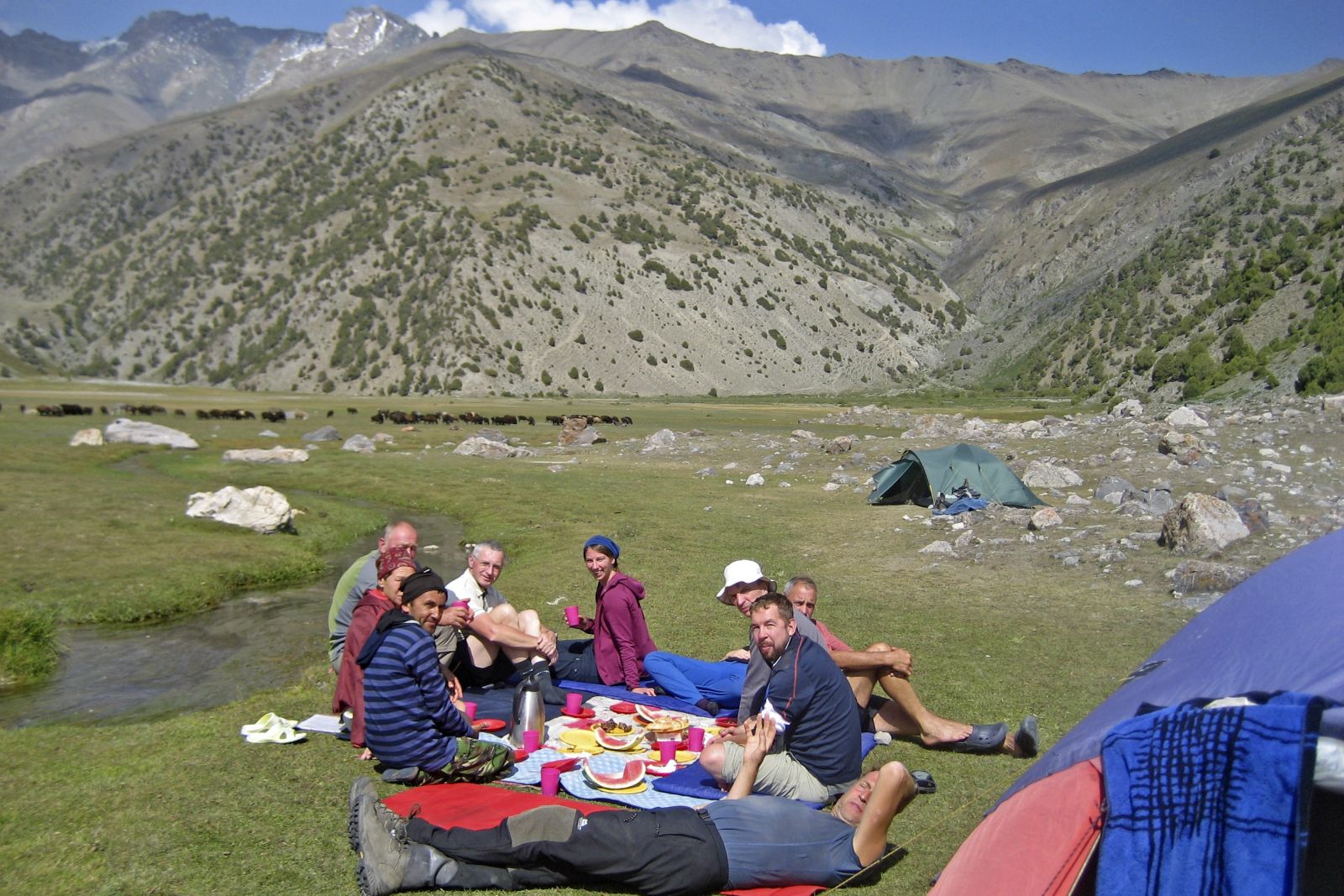 2. Trekkingtag – gemütliches Mittagspicknick in der Sonne