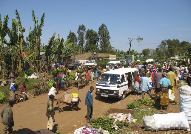 Markt in Sanya Juu, auf dem Weg zur Lemosho Route
