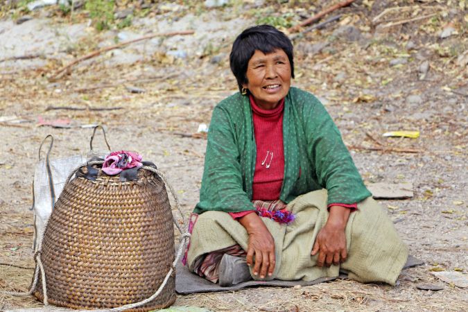 Bhutanerin in Mongar © Diamir