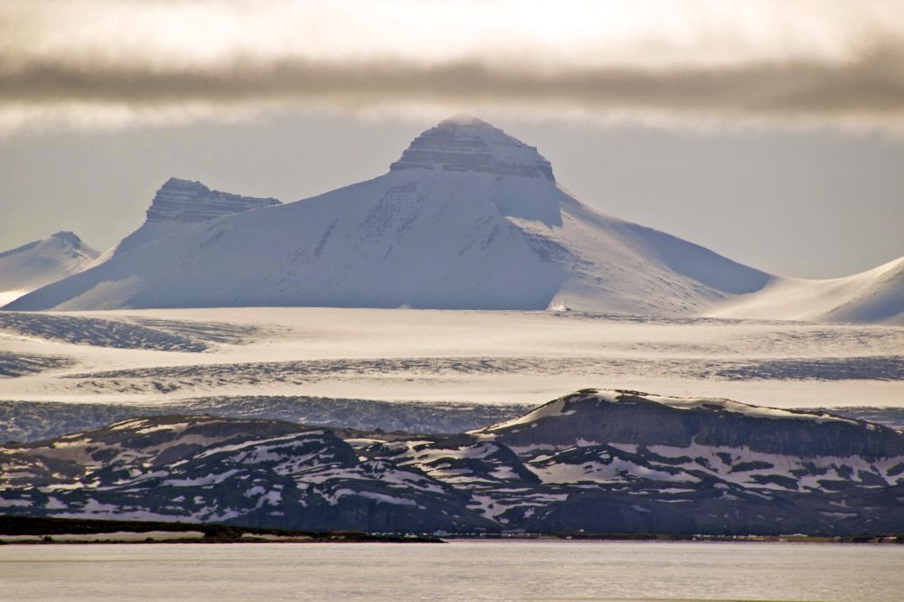 Die schroffen Berge gaben Spitzbergen seinen Namen