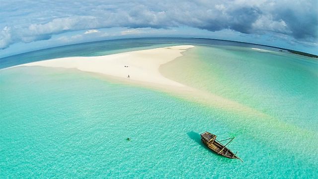 Eine einsame Sandbank vor Pemba Island