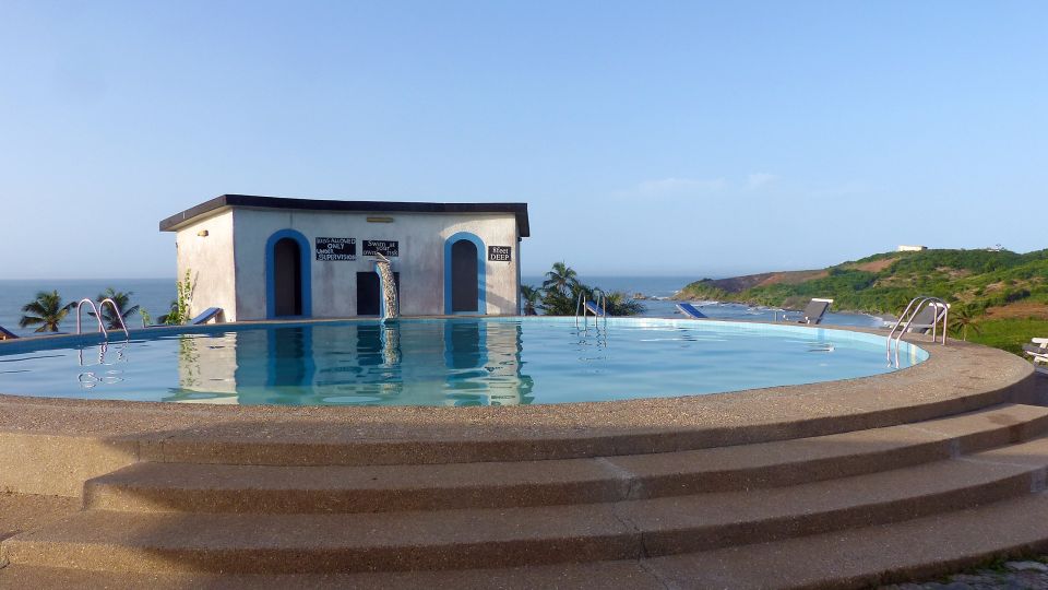 Ghana, Biriwa Beach Hotel, Pool