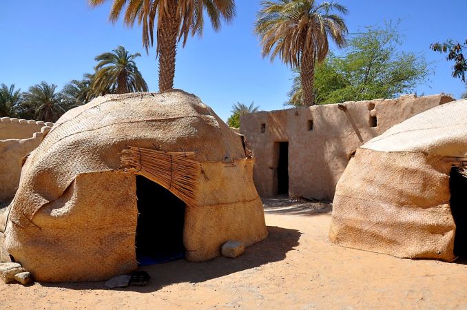 typische Dorfhütte im Tschad © Diamir
