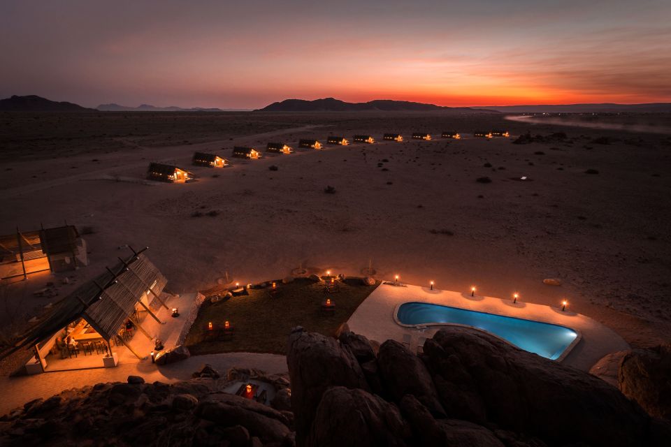 Das Desert Quiver Camp im Abendlicht