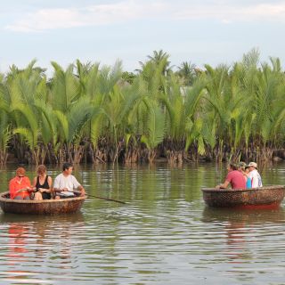 VIEFAM_2016_1HGN_unterwegs_im_Mekong-Delta.JPG