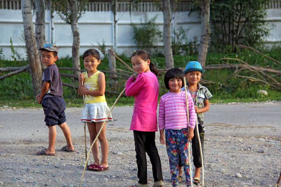 Kirgisische Kinder