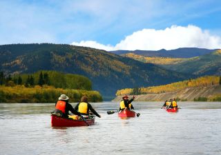 Kanus auf dem Yukon