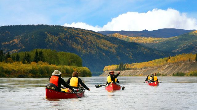 Kanus auf dem Yukon