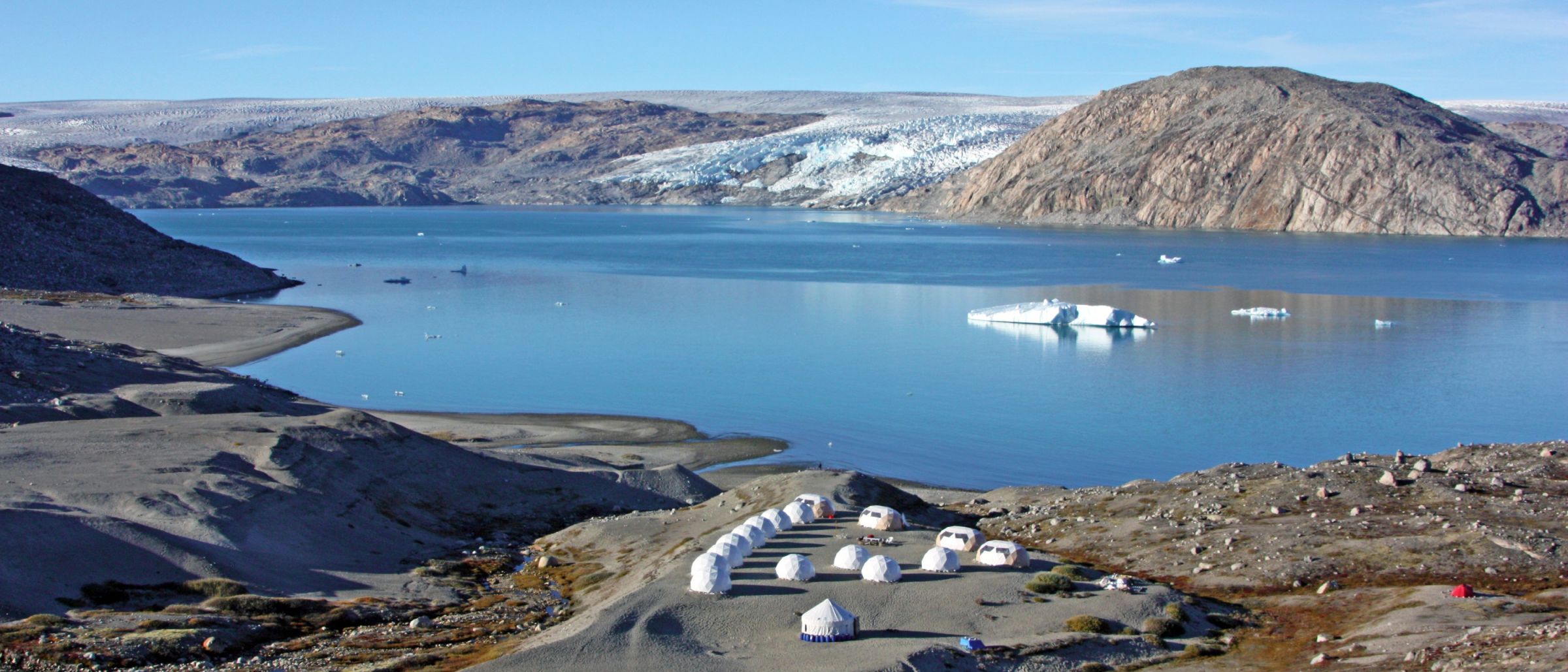 Gletschercamp mit Ausblick
