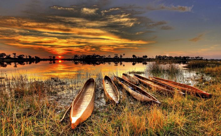 Sonnenuntergang im Okavango-Delta, Botswana