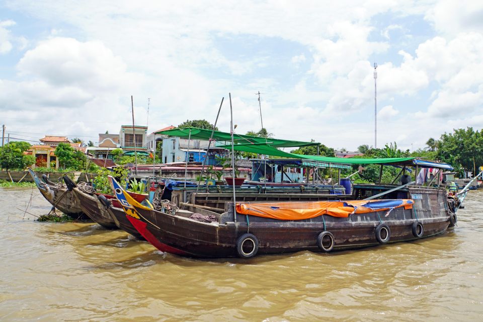 Schwimmender Markt von Cai Be im Mekongdelta
