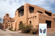 Typisches Adobe-Gebäude in Santa Fe