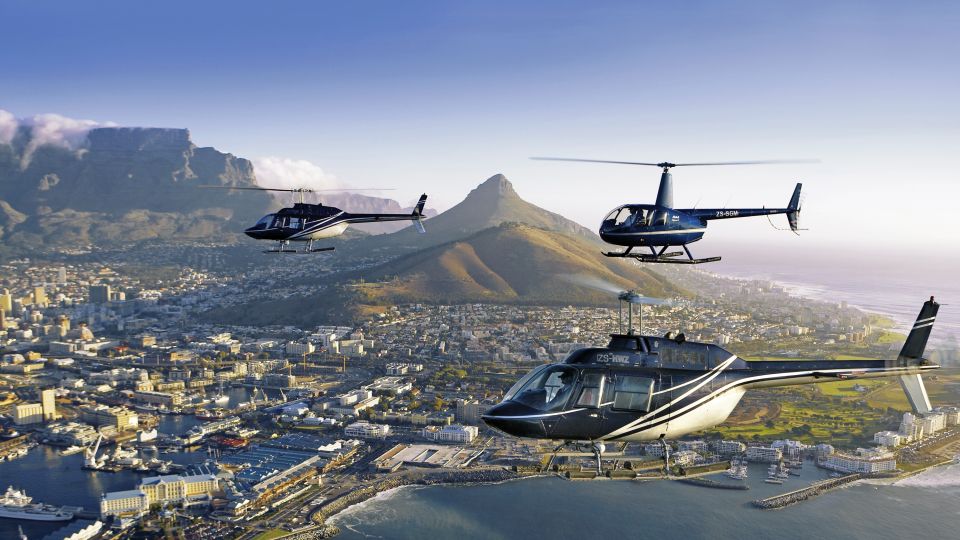 Afrika Südafrika Kapstadt  Helikopterflug