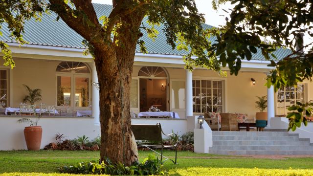Batonka Guest Lodge in Victoria Falls