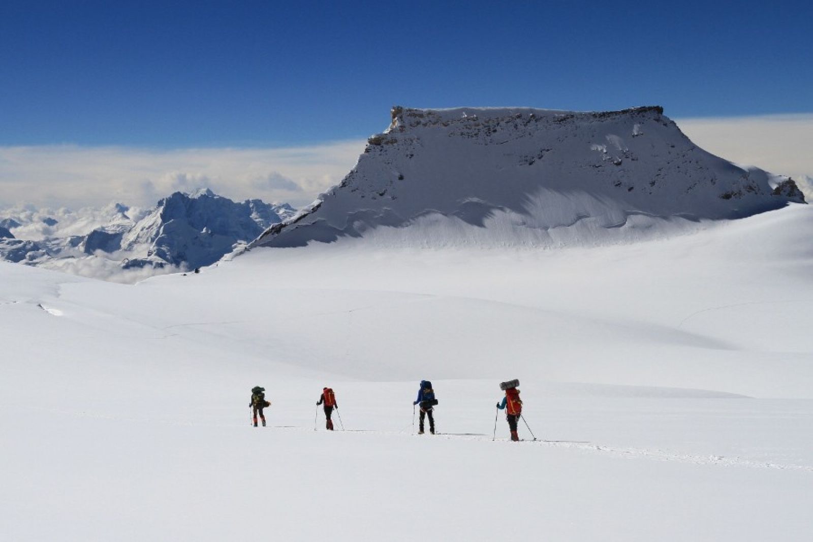 Abstieg übers Gletscherplateau
