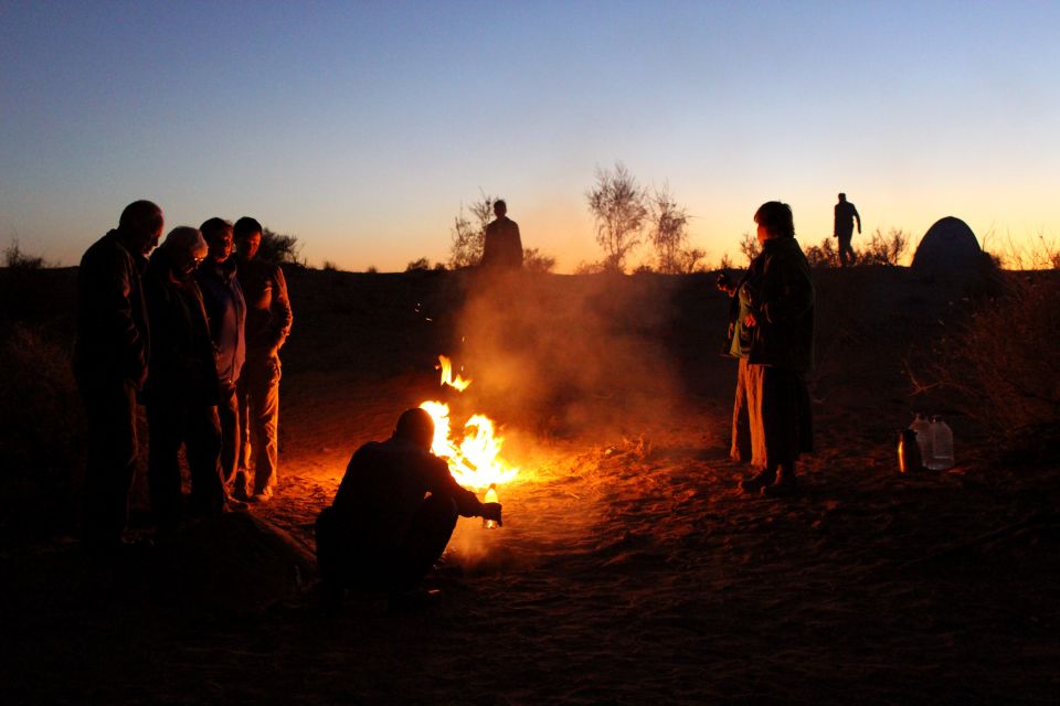 Lagerfeuer in der Wüste