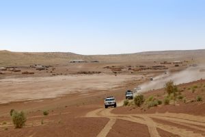Fahrt mit Jeeps durch die Wüste Karakum