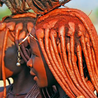 Haarpracht der Muhimba Frauen