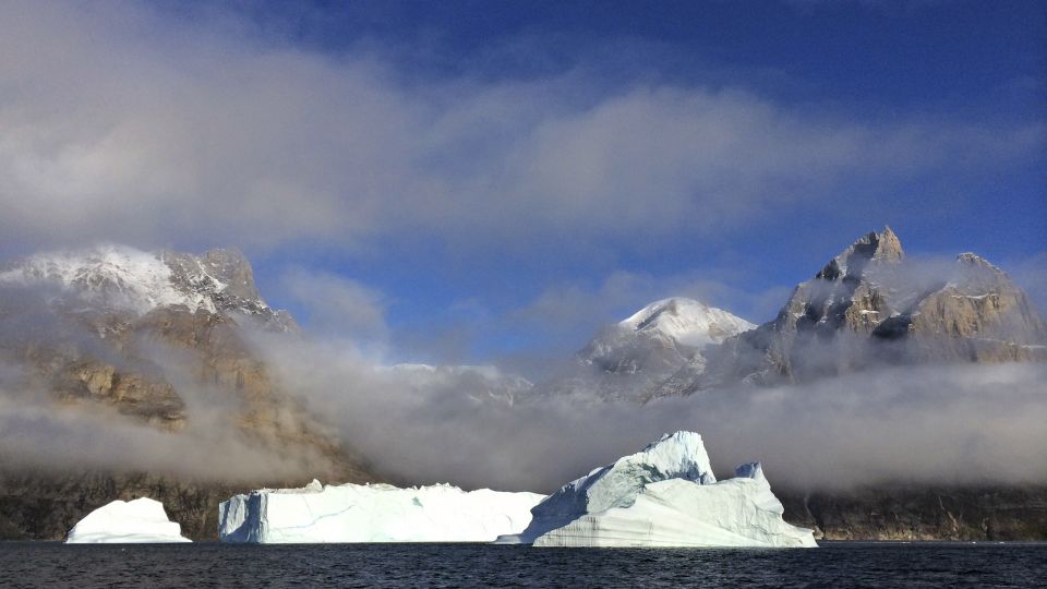 Einer der gigantischen Eisberge im Scoresby-Sund